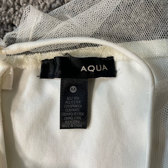 Mesh & lace cutout sleeveless dress - Picture 5 of 6